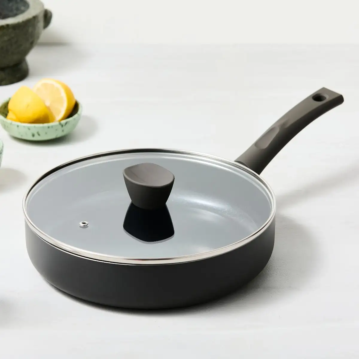 ISENVI Avon keramische hapjespan 26 CM - Ergo greep ISENVI Avon keramische hapjespan 26 CM - Ergo greep